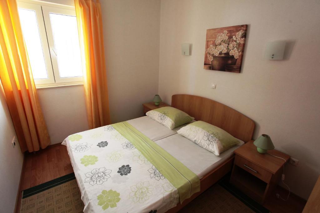 Apartments Akmadzic Makarska Dış mekan fotoğraf