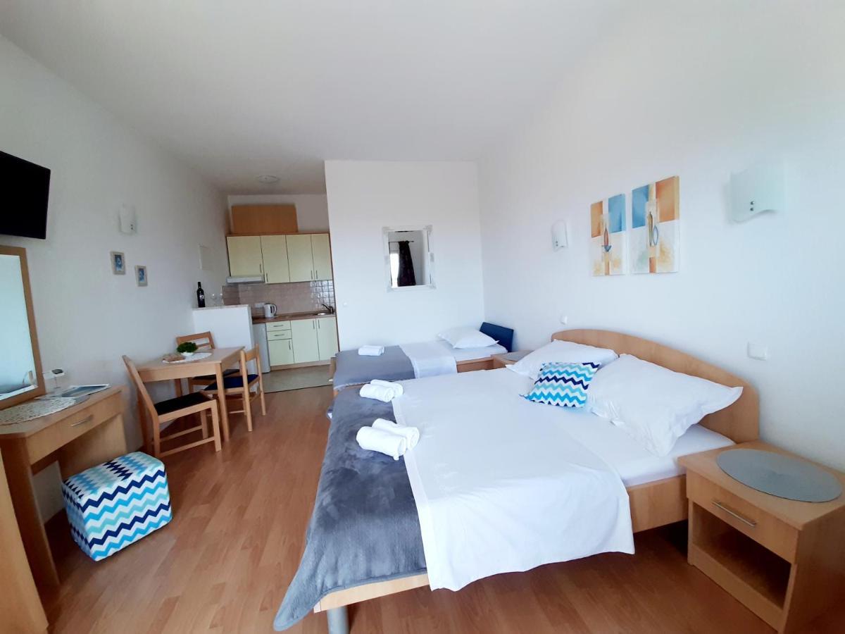 Apartments Akmadzic Makarska Dış mekan fotoğraf