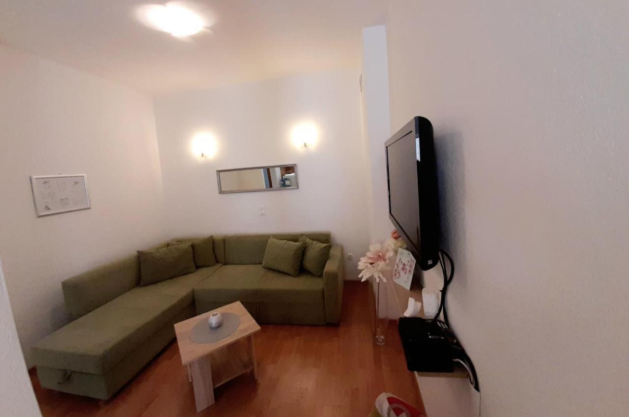 Apartments Akmadzic Makarska Dış mekan fotoğraf