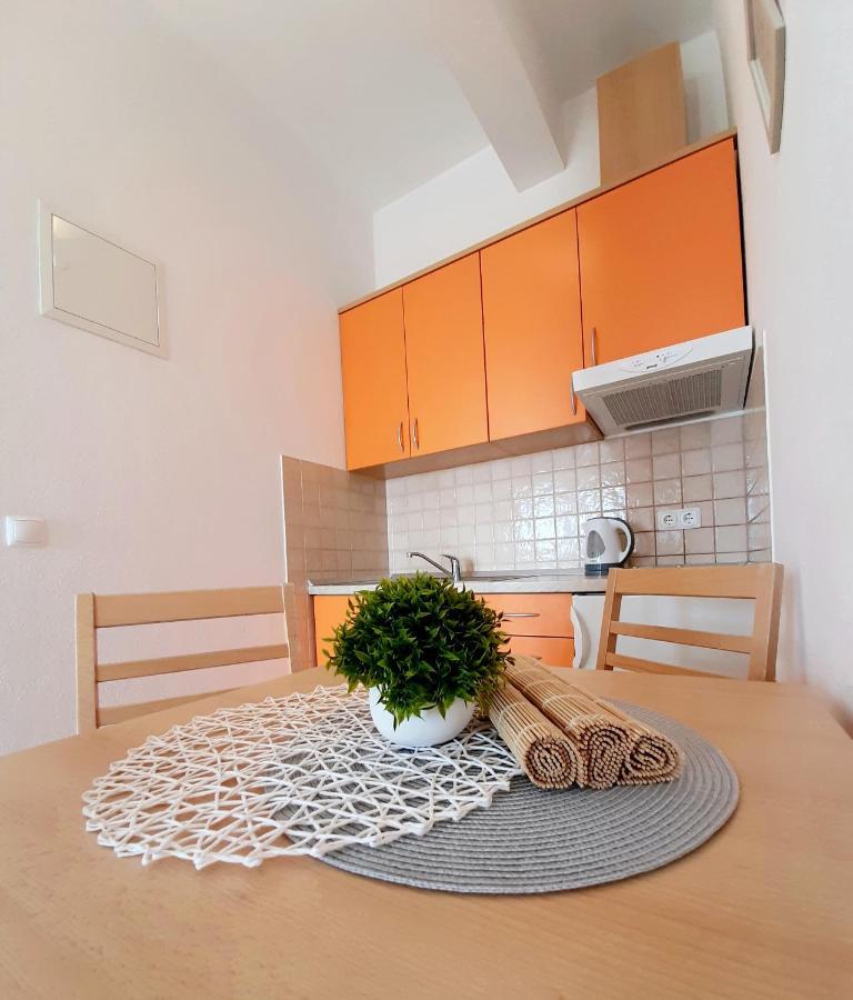 Apartments Akmadzic Makarska Dış mekan fotoğraf