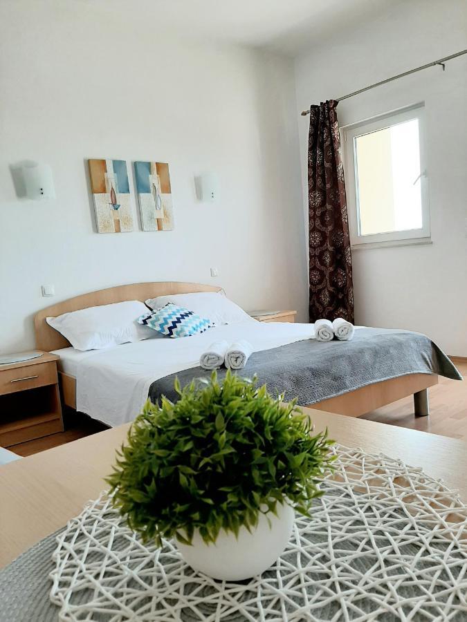 Apartments Akmadzic Makarska Dış mekan fotoğraf