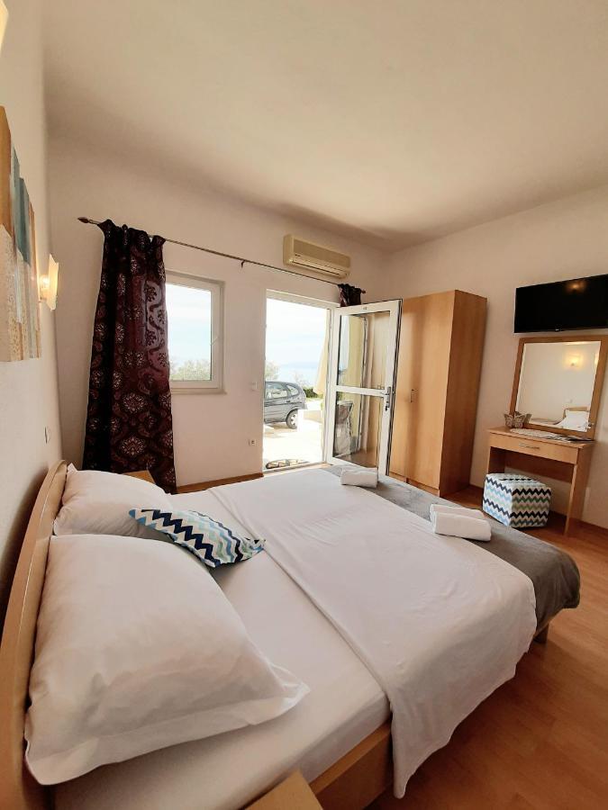 Apartments Akmadzic Makarska Dış mekan fotoğraf