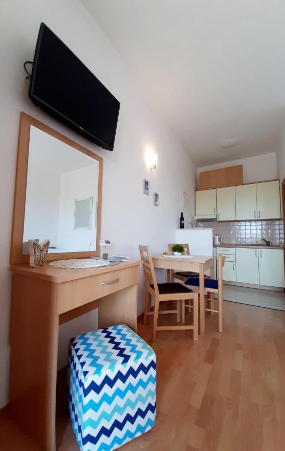 Apartments Akmadzic Makarska Dış mekan fotoğraf