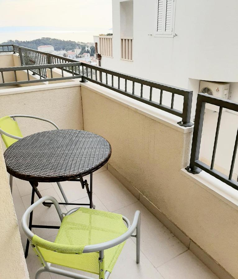 Apartments Akmadzic Makarska Dış mekan fotoğraf