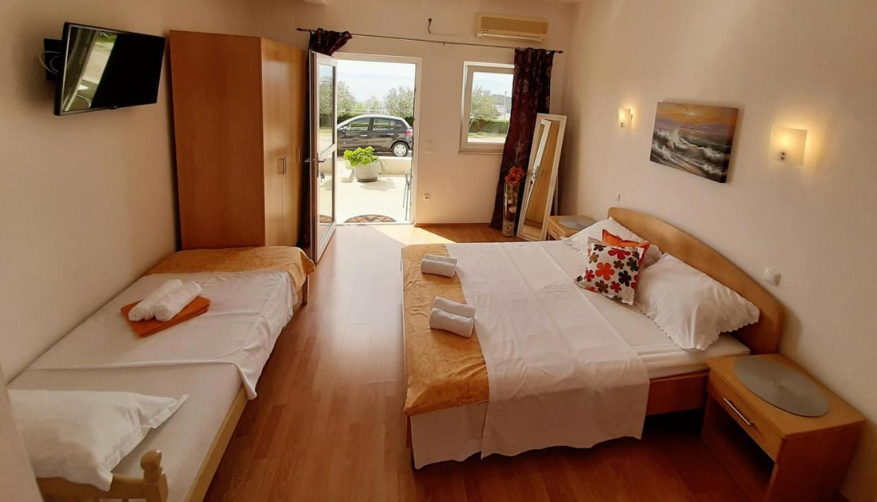 Apartments Akmadzic Makarska Dış mekan fotoğraf