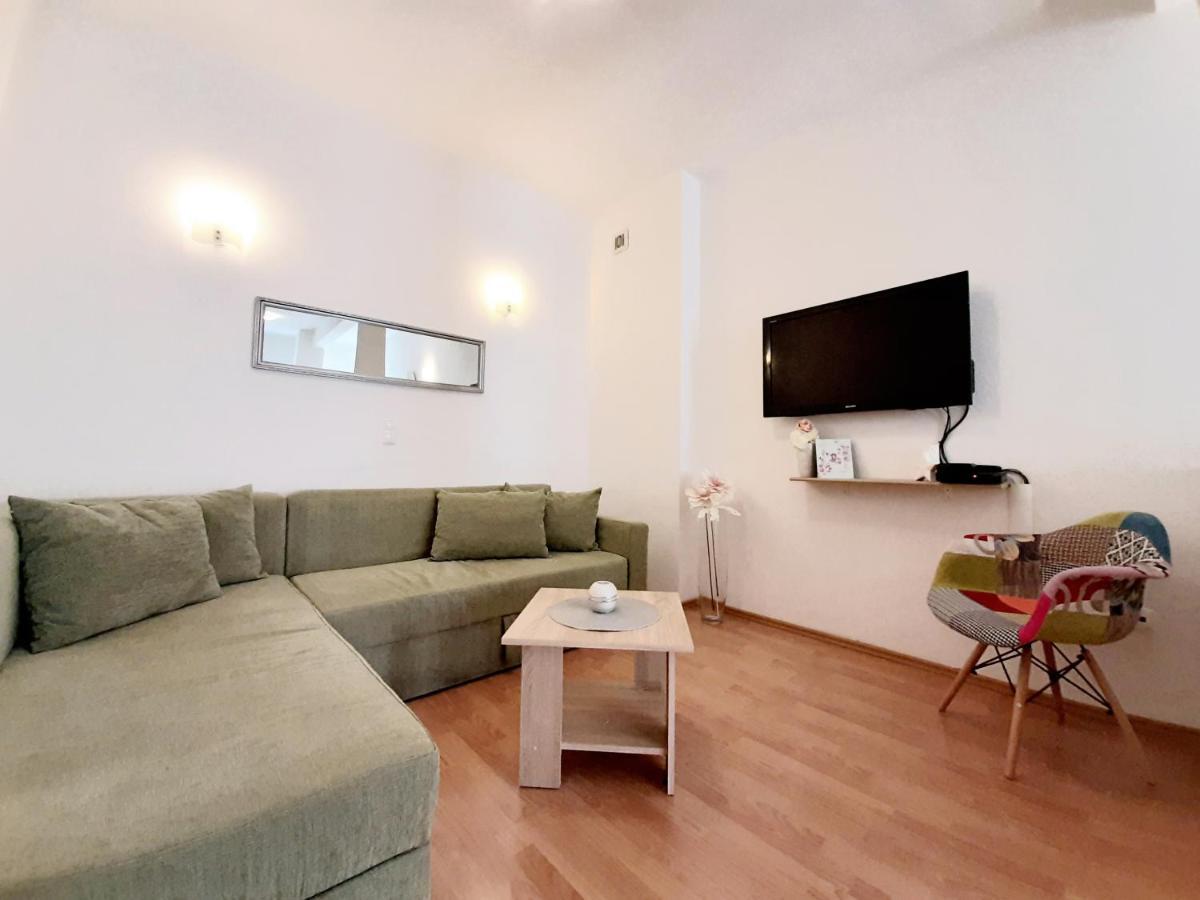 Apartments Akmadzic Makarska Dış mekan fotoğraf