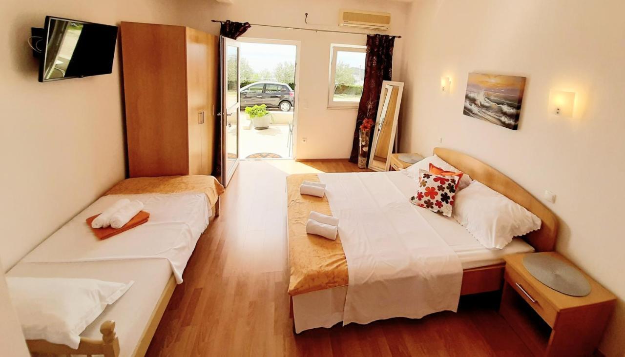 Apartments Akmadzic Makarska Dış mekan fotoğraf