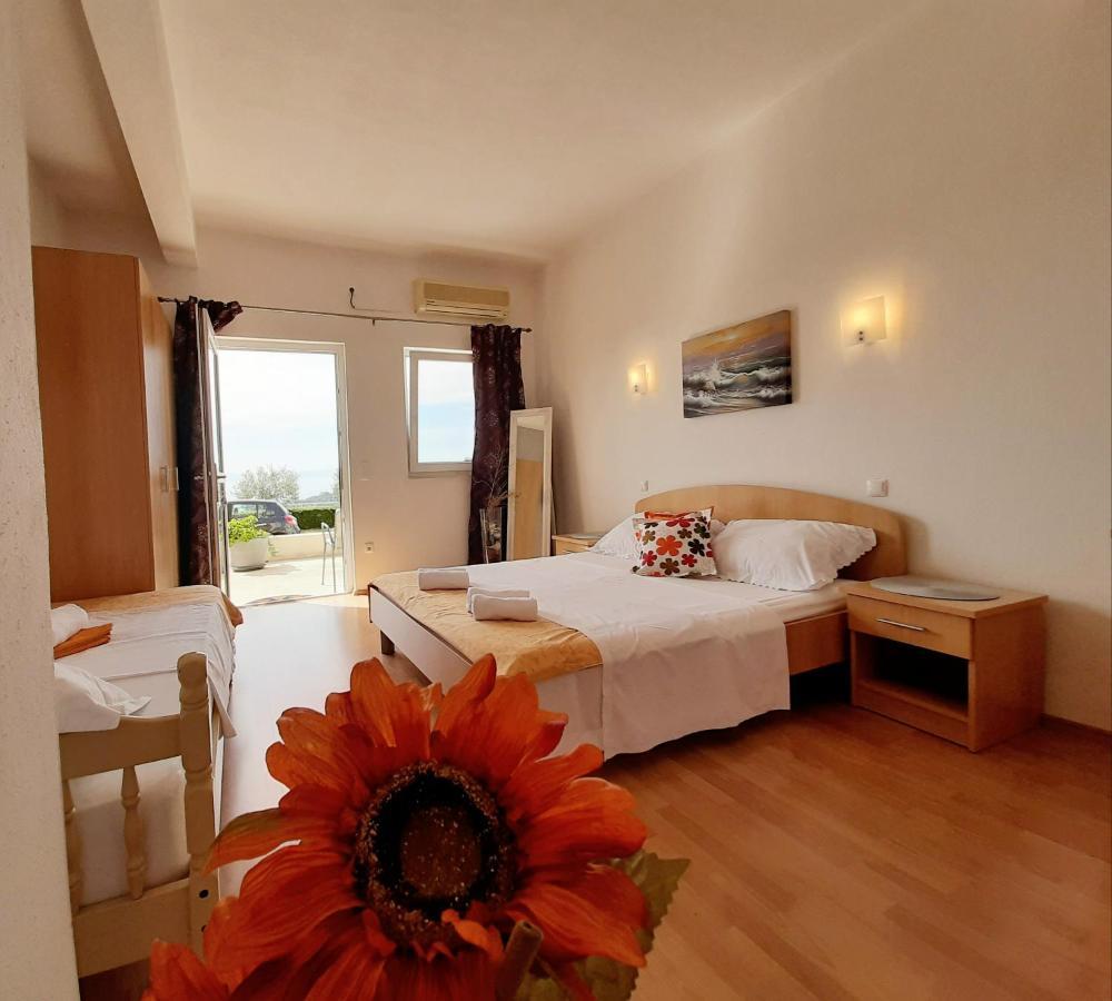 Apartments Akmadzic Makarska Dış mekan fotoğraf
